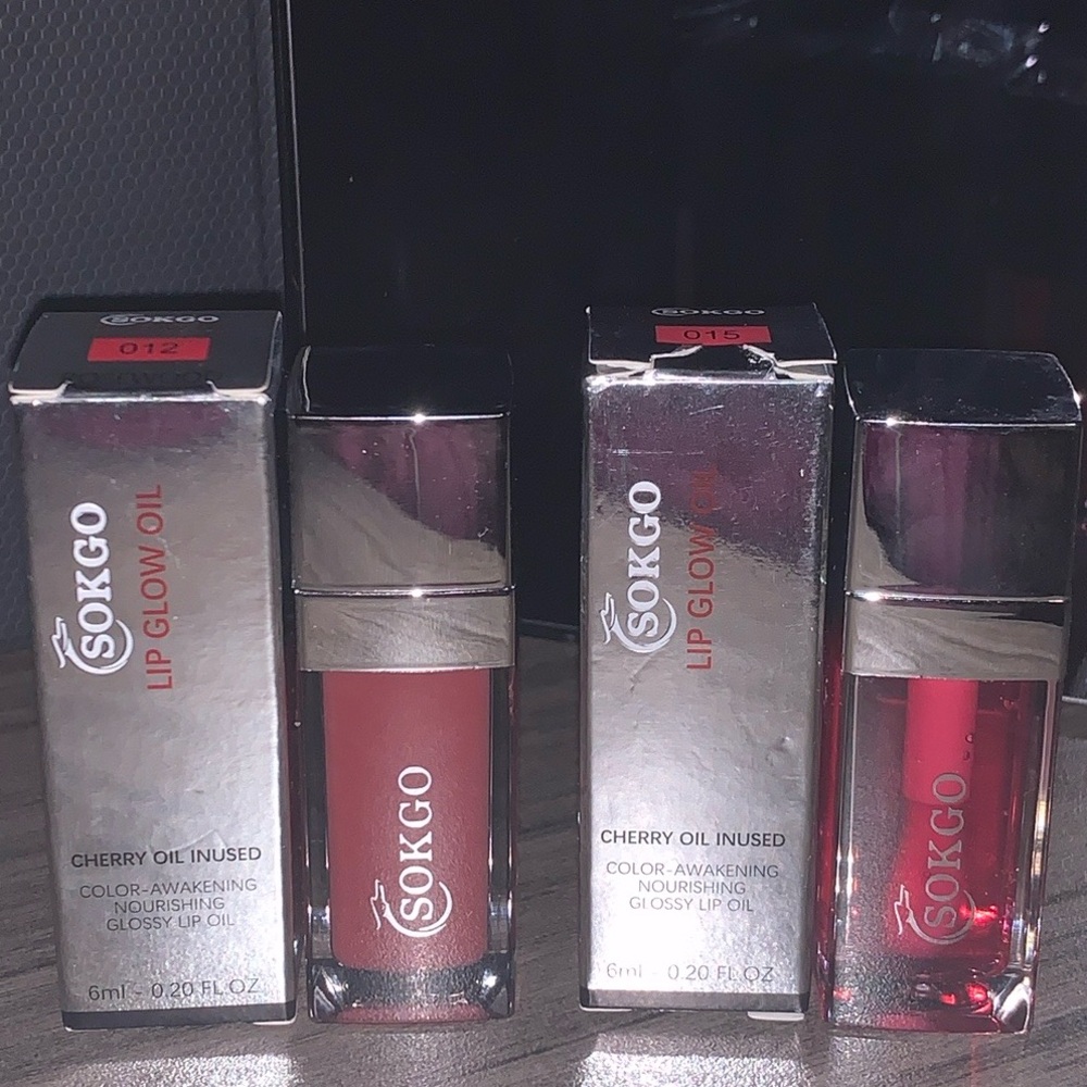 ✨Bundle of 2✨ SOKGO New In Box Cherry & Rosewood Lip Glow Oil (6 ml)